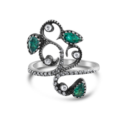 0.77 Karat Pırlanta Zümrüt Yüzük Modelleri ve Fiyatları 2025 - Lial Diamond - Göz Kamaştıran Zarafet