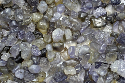 a close up of a bunch of rocks