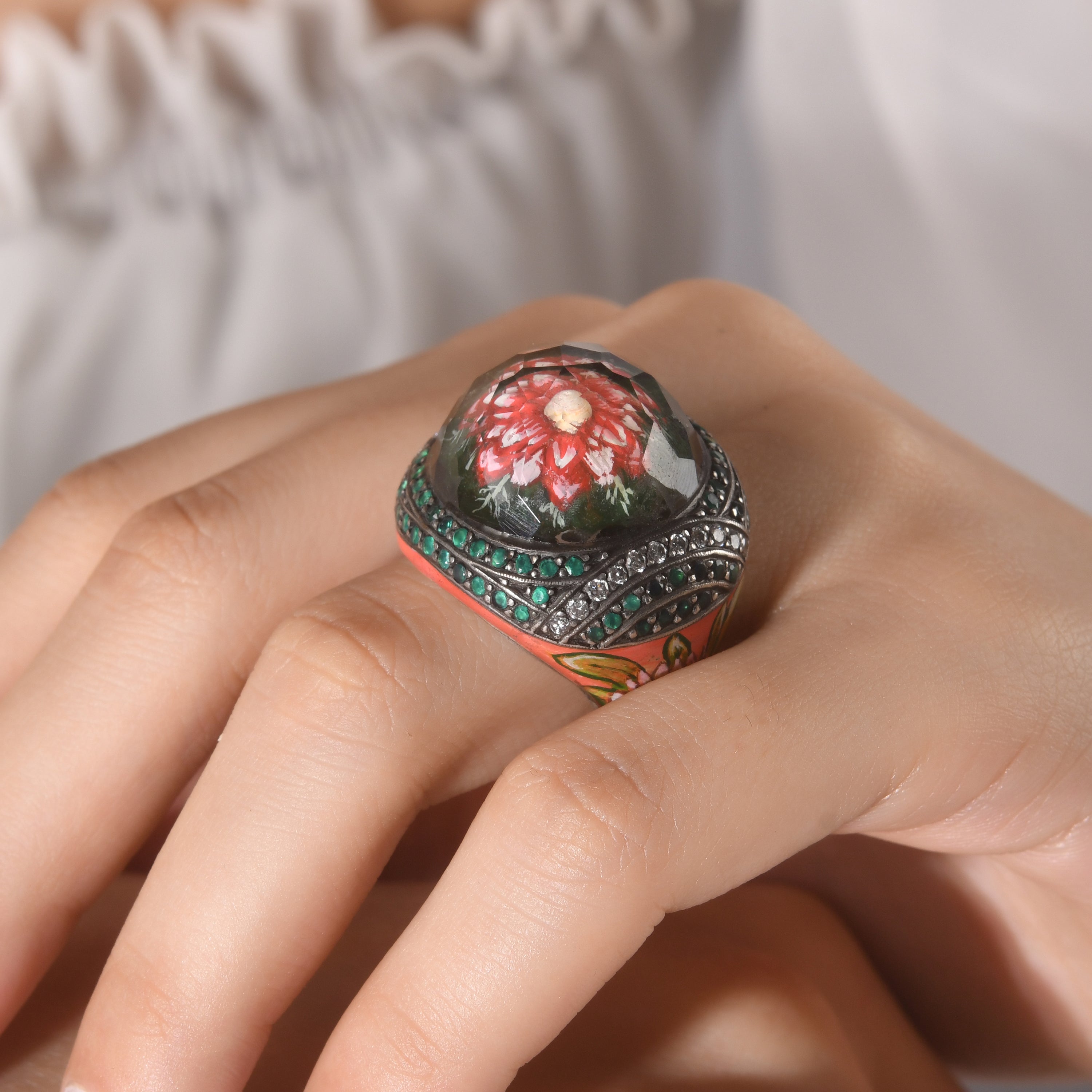 8.09 Karat Pırlanta Zümrüt Yüzük Modelleri ve Fiyatları 2025 - Lial Diamond - Göz Kamaştıran Zarafet