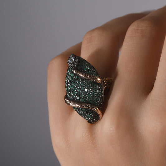 3.61 Karat Pırlanta Zümrüt Yüzük Modelleri ve Fiyatları 2025 - Lial Diamond - Göz Kamaştıran Zarafet