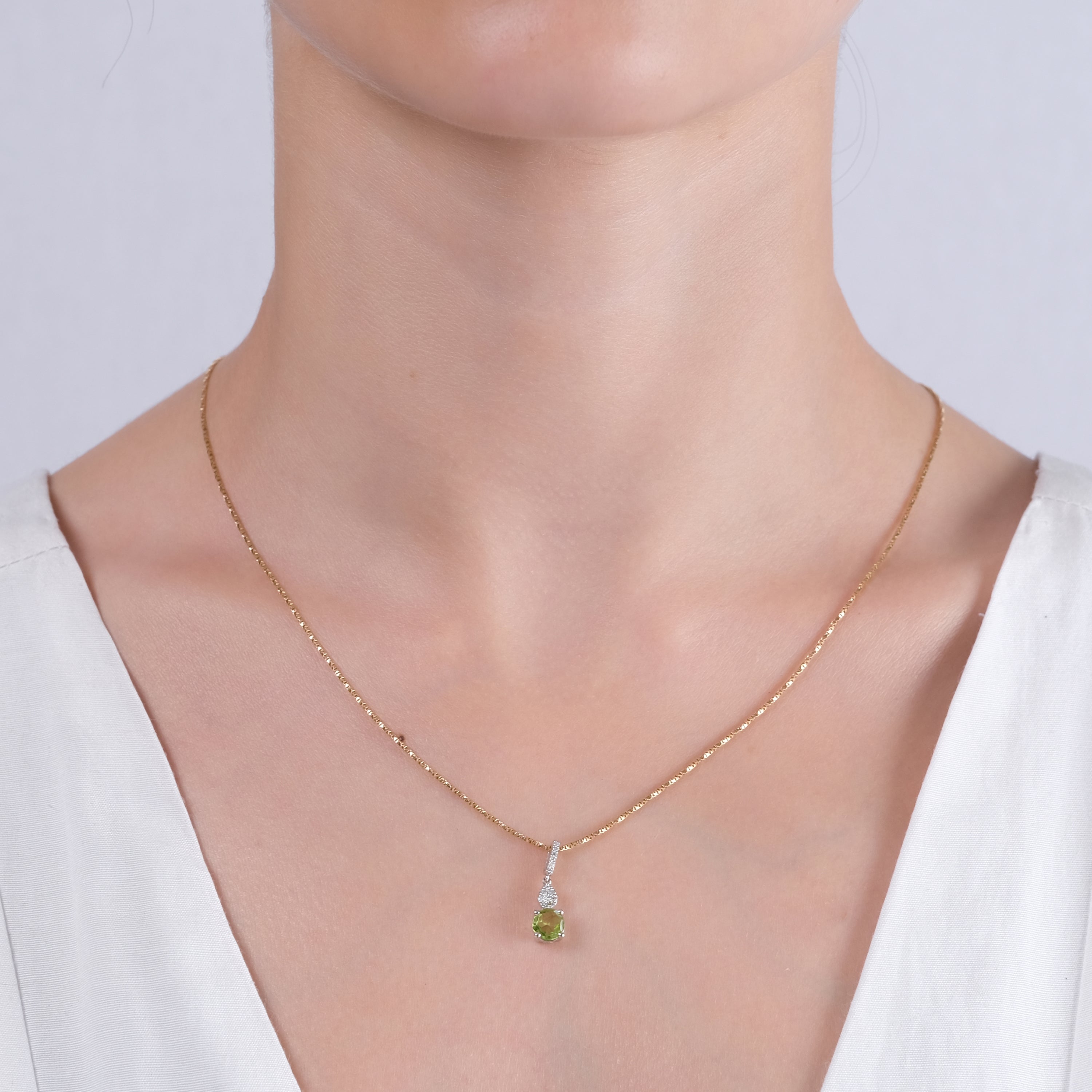 0.74 Karat Pırlanta Peridot Kolye Modelleri ve Fiyatları 2025 - Lial Diamond - Göz Kamaştıran Zarafet