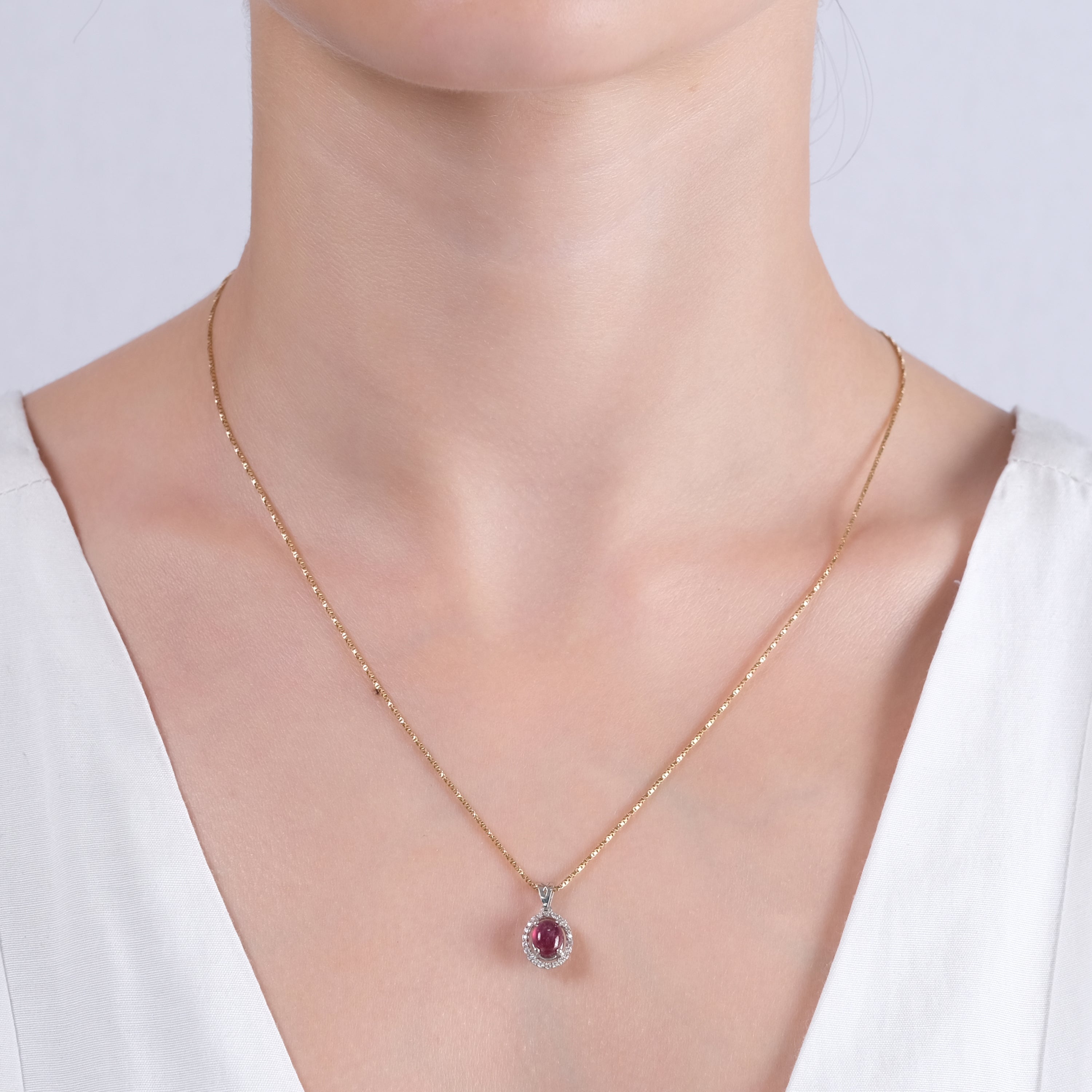 1.51 Karat Pırlanta Yakut Kolye Modelleri ve Fiyatları 2025 - Lial Diamond - Göz Kamaştıran Zarafet