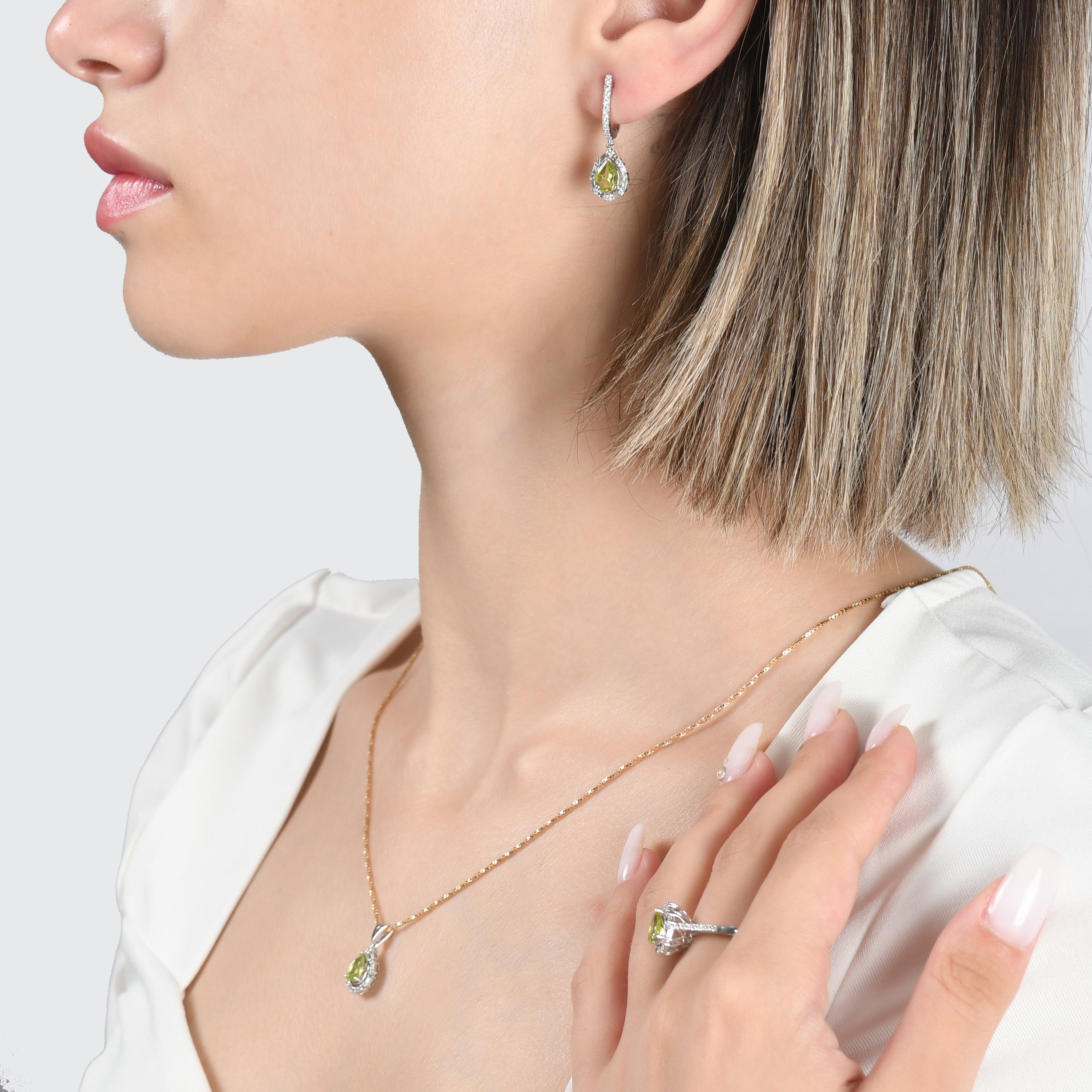 1.04 Karat Pırlanta Peridot Kolye Modelleri ve Fiyatları 2025 - Lial Diamond - Göz Kamaştıran Zarafet