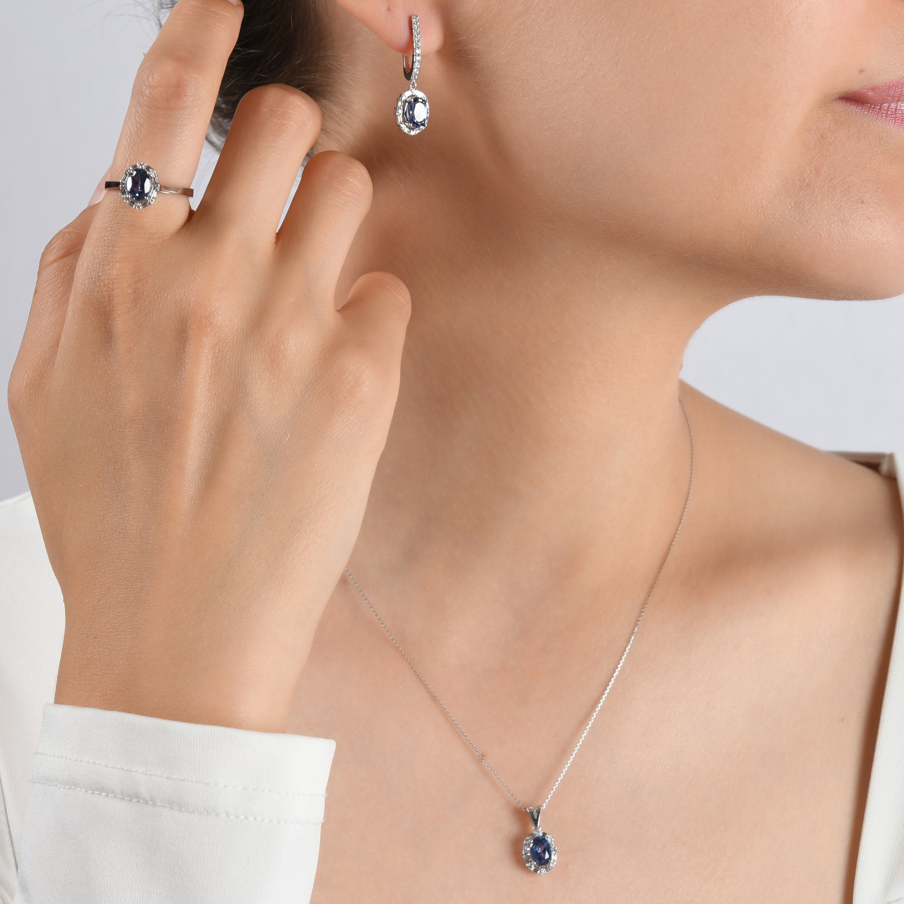 1.15 Karat Pırlanta Safir Kolye Modelleri ve Fiyatları 2025 - Lial Diamond - Göz Kamaştıran Zarafet