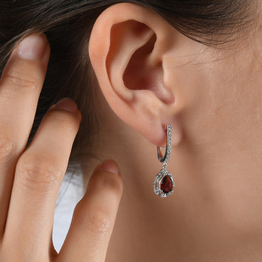2.02 Karat Pırlanta Garnet Küpe Modelleri ve Fiyatları 2025 - Lial Diamond - Göz Kamaştıran Zarafet
