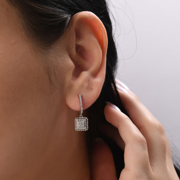 0.52 Karat Pırlanta Küpe