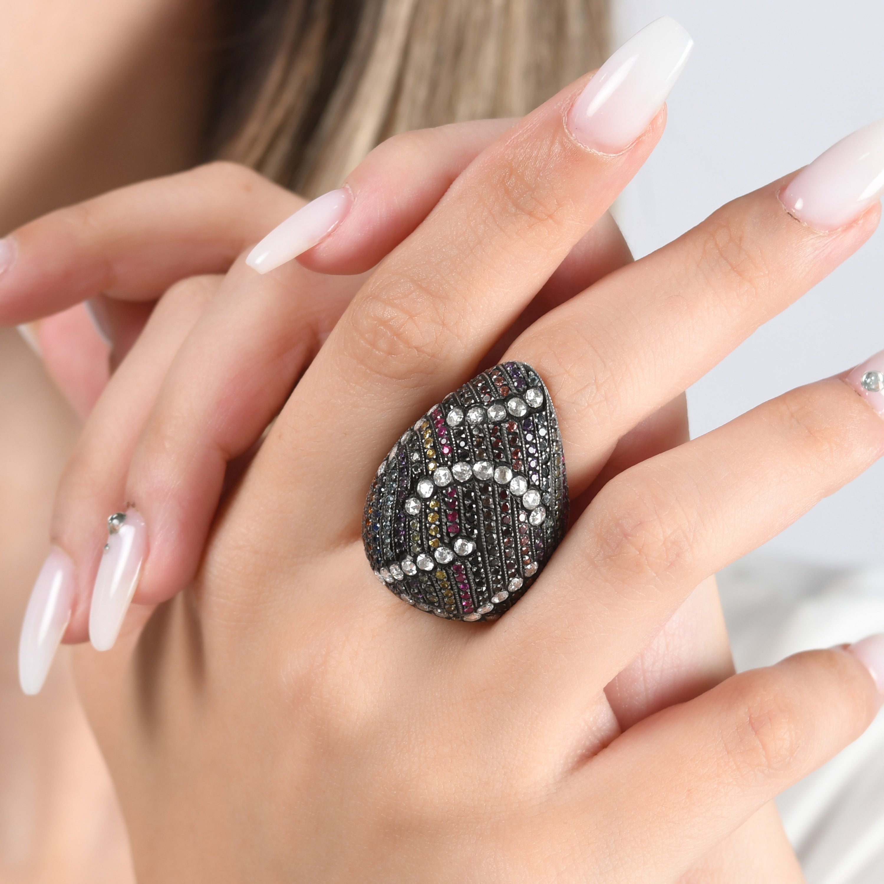 2.79 Karat Pırlanta Yakut Garnet Yüzük