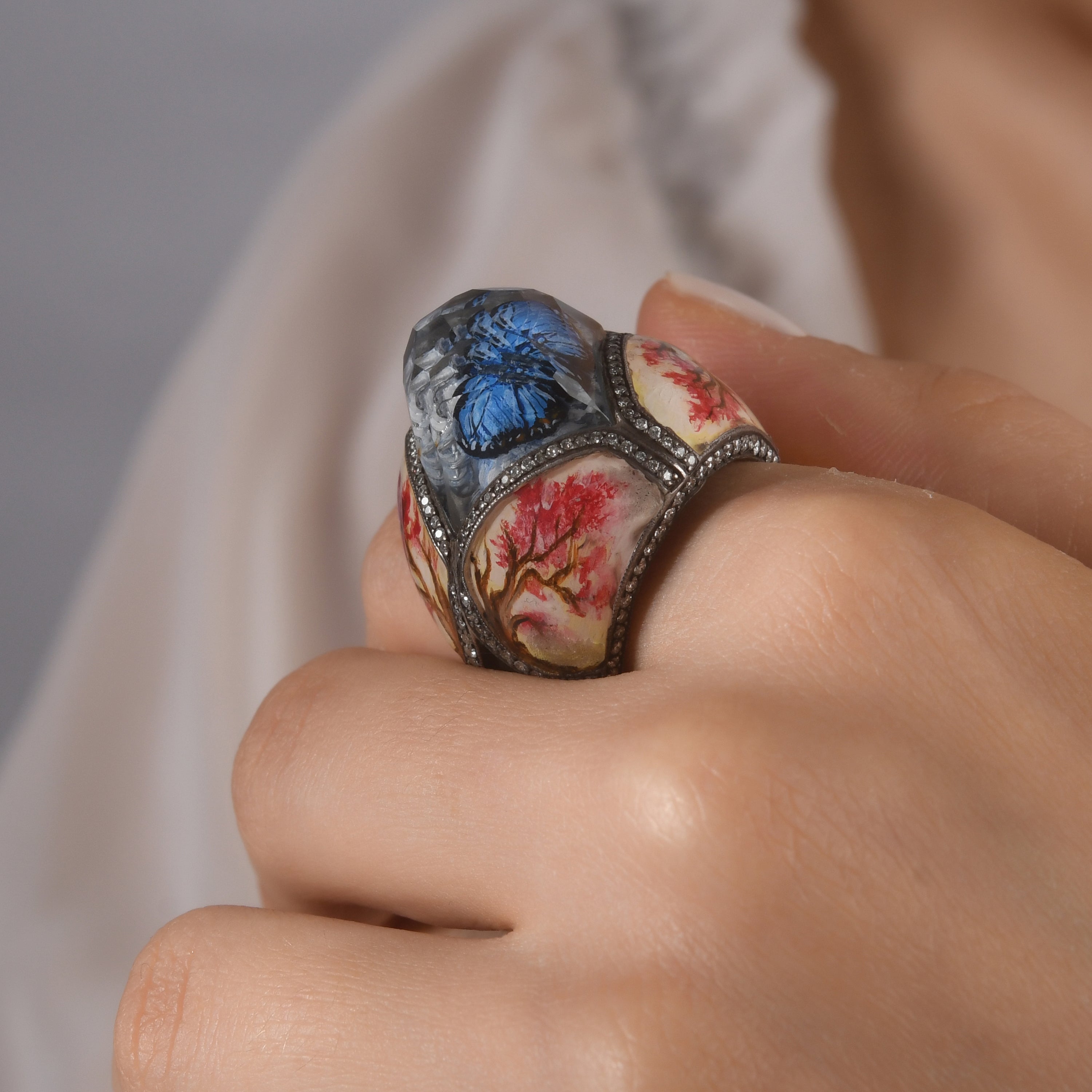 1.90 Karat Pırlanta Yüzük, Kelebek Motifli Modelleri ve Fiyatları 2025 - Lial Diamond - Göz Kamaştıran Zarafet