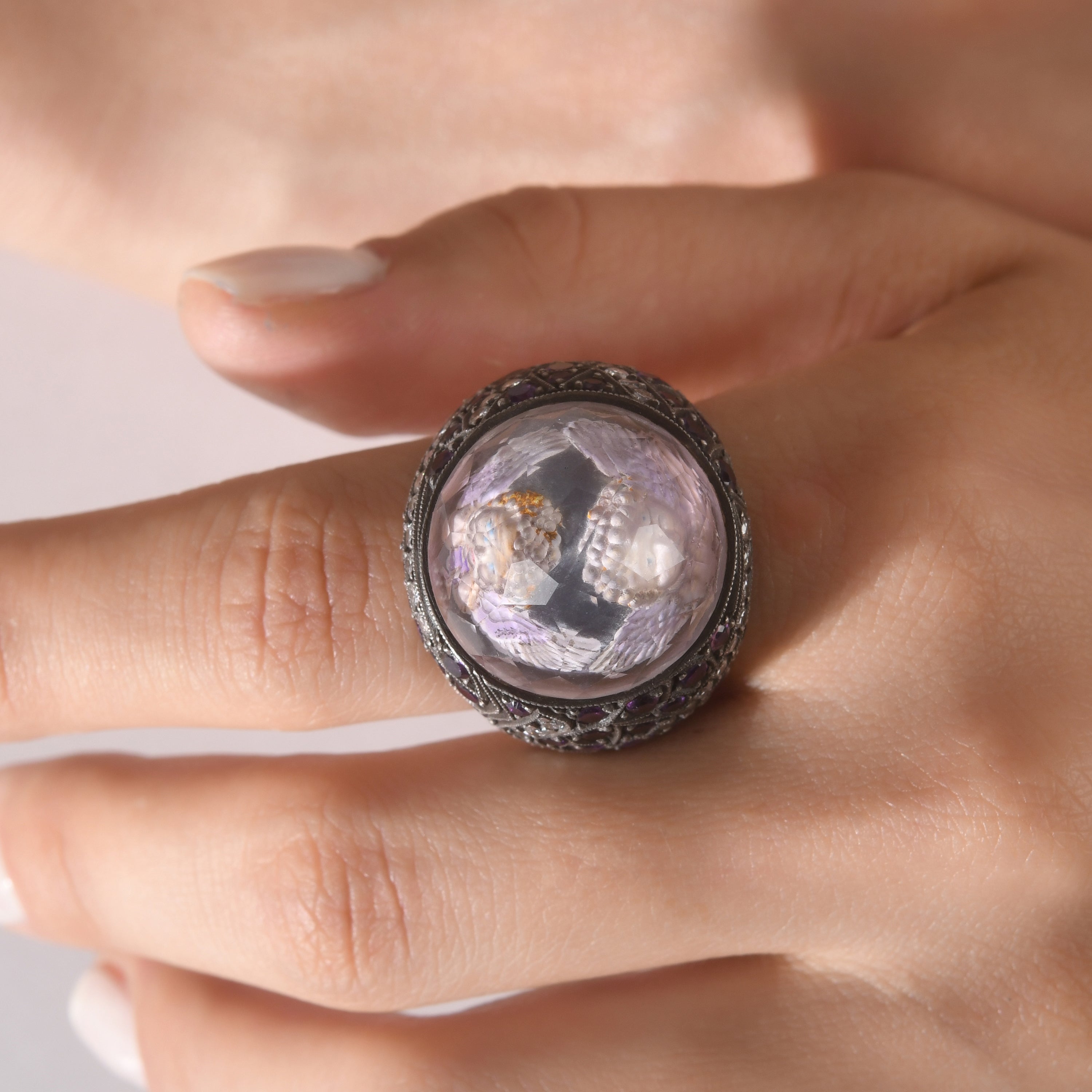 4.80 Karat Pırlanta Ametist Yüzük, Melek Figürlü Modelleri ve Fiyatları 2025 - Lial Diamond - Göz Kamaştıran Zarafet