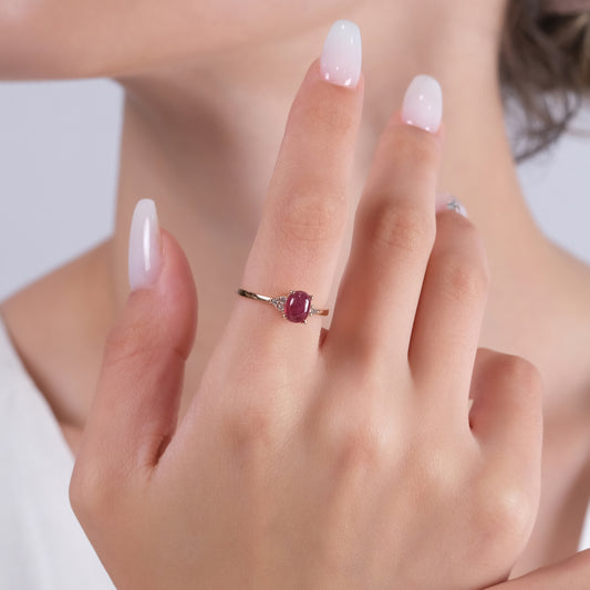 1.49 Karat Pırlanta Yakut Yüzük Modelleri ve Fiyatları 2025 - Lial Diamond - Göz Kamaştıran Zarafet