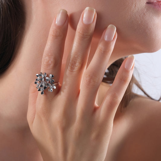 0.22 Karat Pırlanta Yüzük Modelleri ve Fiyatları 2025 - Lial Diamond - Göz Kamaştıran Zarafet