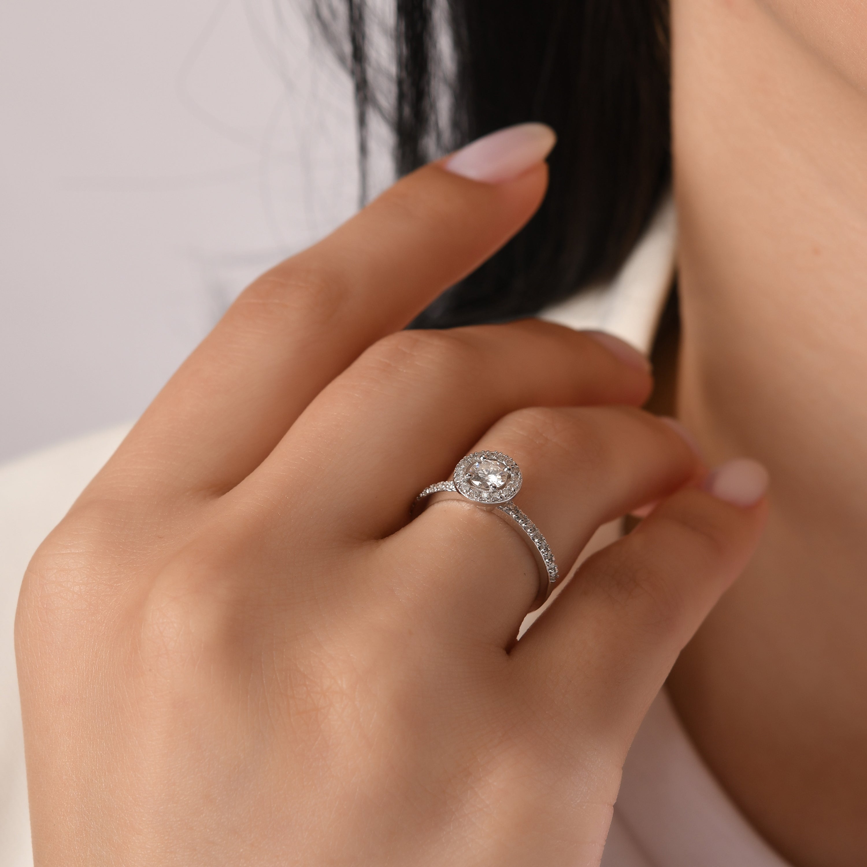 0.32 Karat Pırlanta Yüzük Modelleri ve Fiyatları 2025 - Lial Diamond - Göz Kamaştıran Zarafet