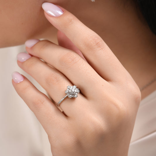 0.50 Karat Pırlanta Yüzük Modelleri ve Fiyatları 2025 - Lial Diamond - Göz Kamaştıran Zarafet
