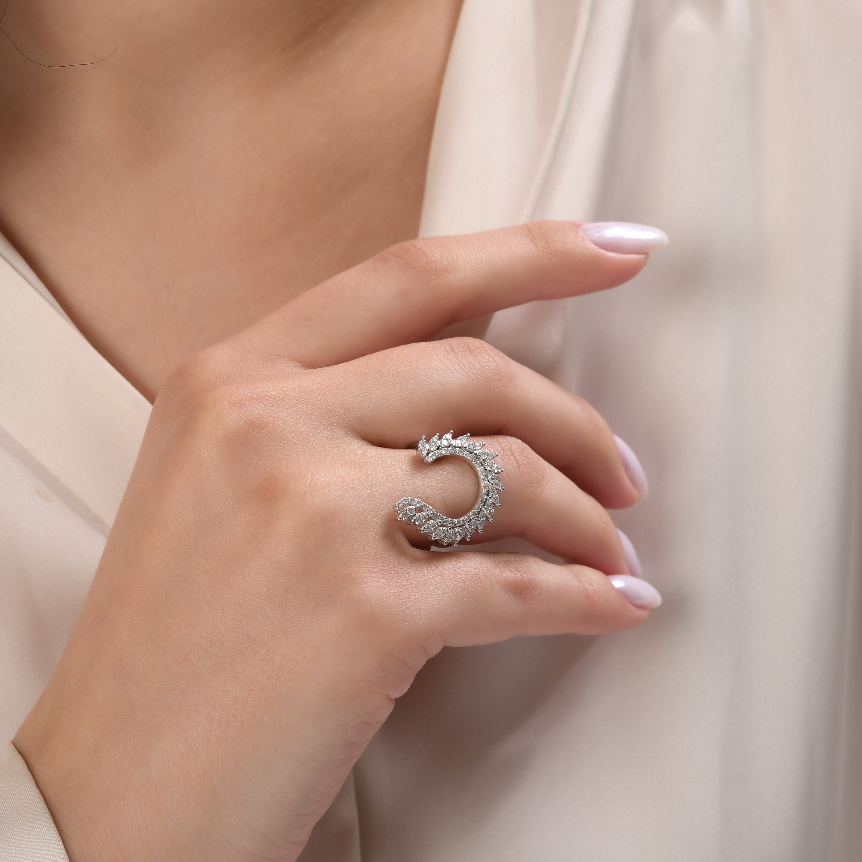 0.64 Karat Pırlanta Yüzük Modelleri ve Fiyatları 2025 - Lial Diamond - Göz Kamaştıran Zarafet