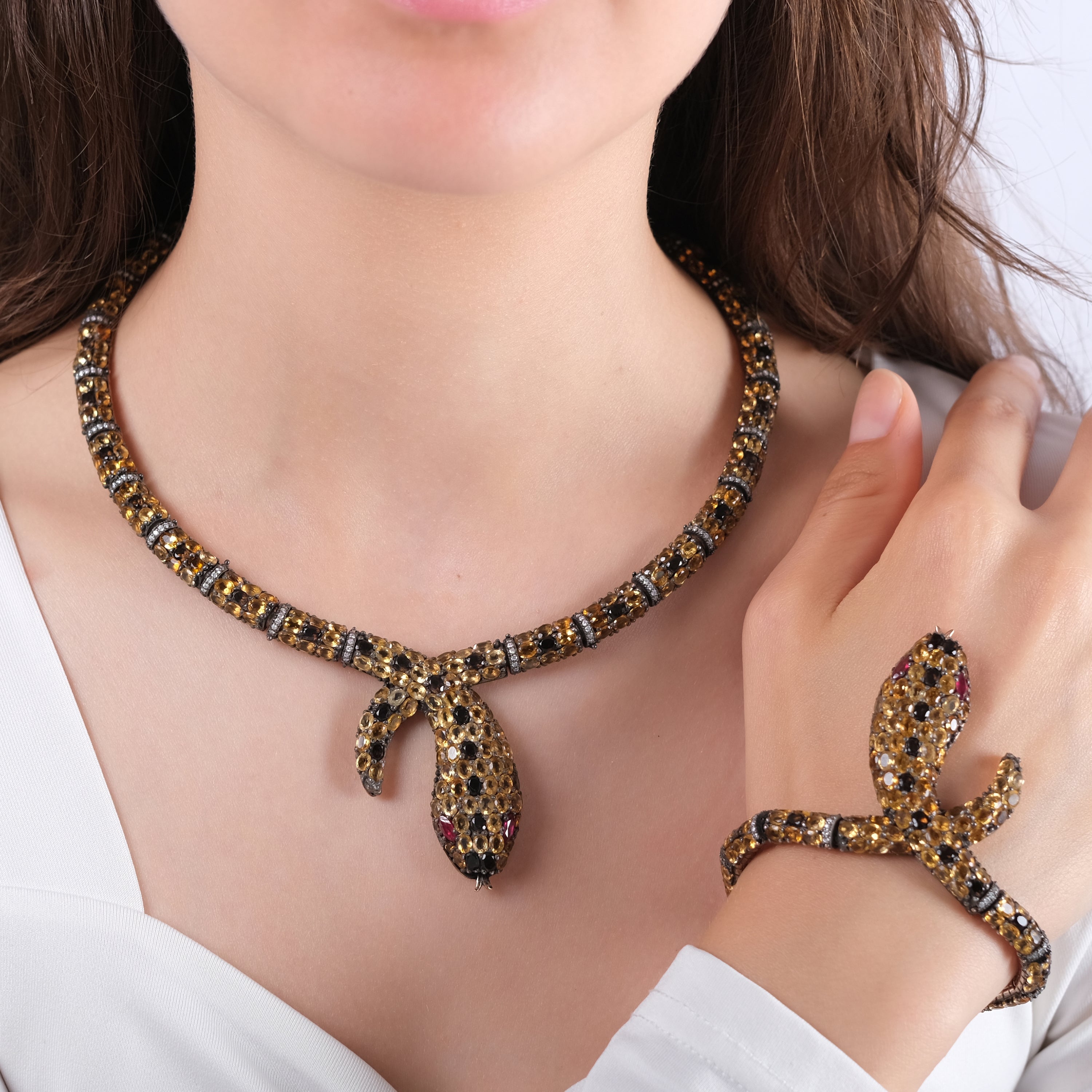 44.40 Karat Pırlanta ve Sitrin Taşlı Yılan Gerdanlık Modelleri ve Fiyatları 2025 - Lial Diamond - Göz Kamaştıran Zarafet